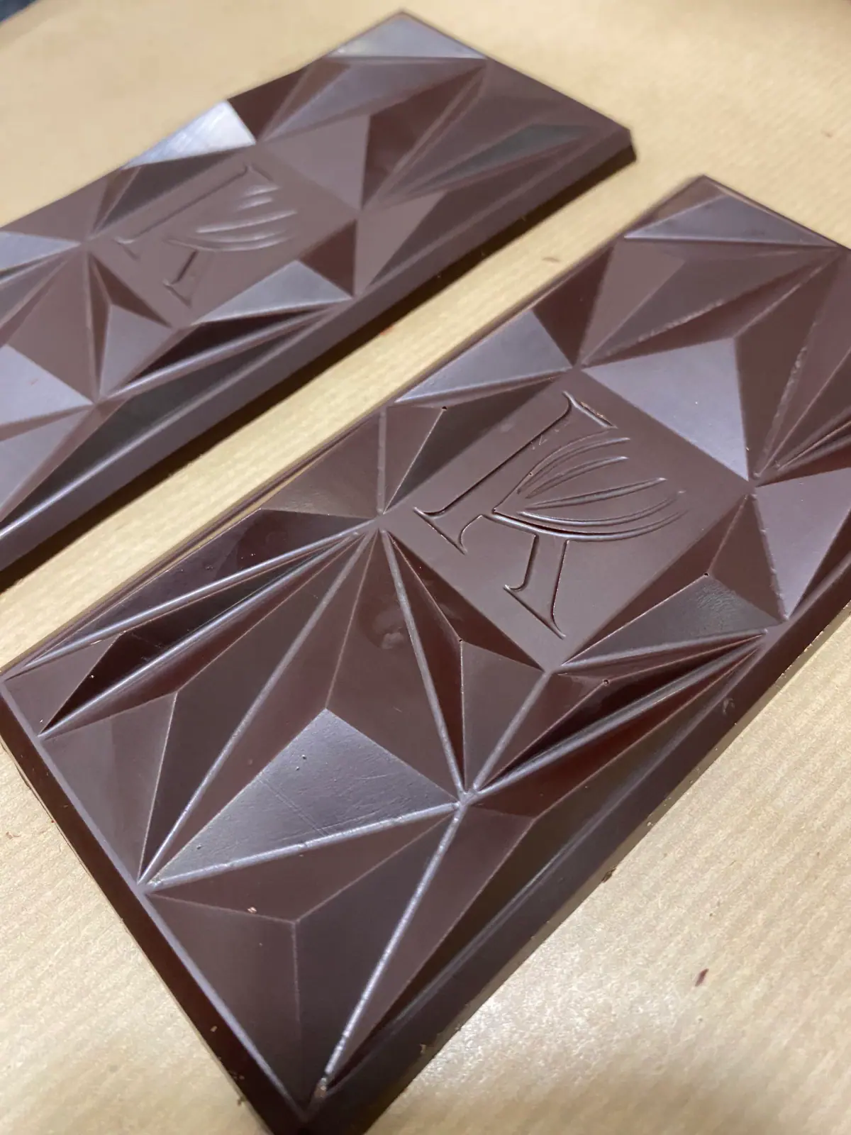 Beneficios del chocolate negro: qué aporta a nuestra salud y por qué elegir uno con alto porcentaje de cacao